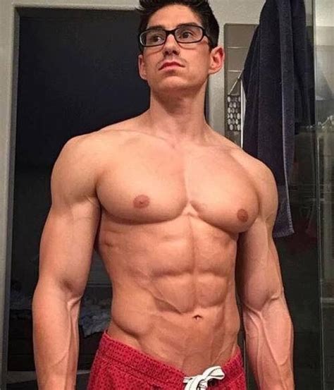 Young muscle bear jo [tags: Show Me Your Pecs (@ShowMeYourPecs) | Twitter | Sexy men ...