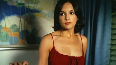 In this case, the clothes, to a scary degree, really do make the girl, but the film, rather sweetly, insists that. Une Cinéphile: She's All That (1999)