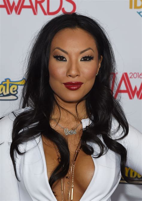 Watch videos, rate and checkout asa akira pornstar profile. Which Porn Stars Does President Obama Follow On Twitter?