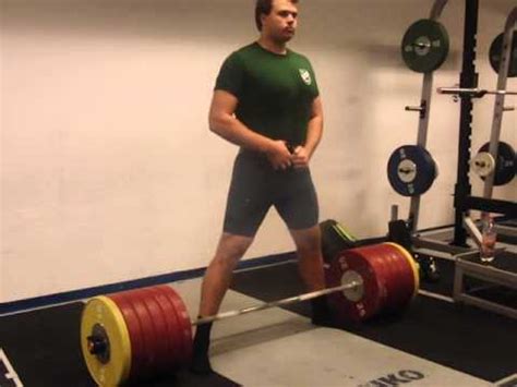 Krångligt för svensken kim amb att resa till finland. Daniel Ståhl Sumo Dead lift 300kg - YouTube