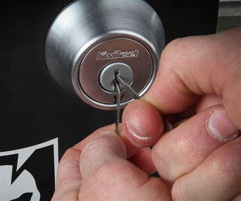 Maybe you would like to learn more about one of these? How to Pick a Lock | Emergency locksmith, Diy life hacks, Locksmith