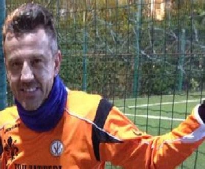 1 luglio l'ex attaccante francesco flachi è intervenuto sulle frequenze del pentasport di radio bruno per parlare di fiorentina: Flachi Francesco - GVLocchi