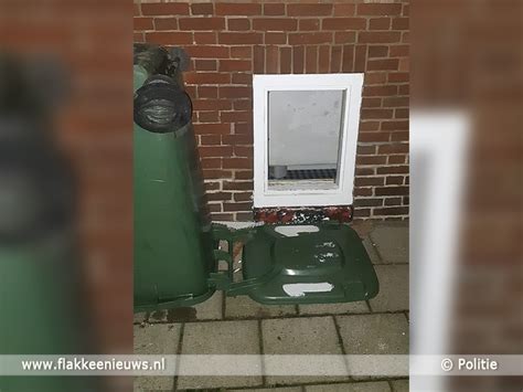 Aangekondigde maatregelen aan de haringvlietbrug worden met twee. Inbreker Ooltgensplaat op heterdaad betrapt ...