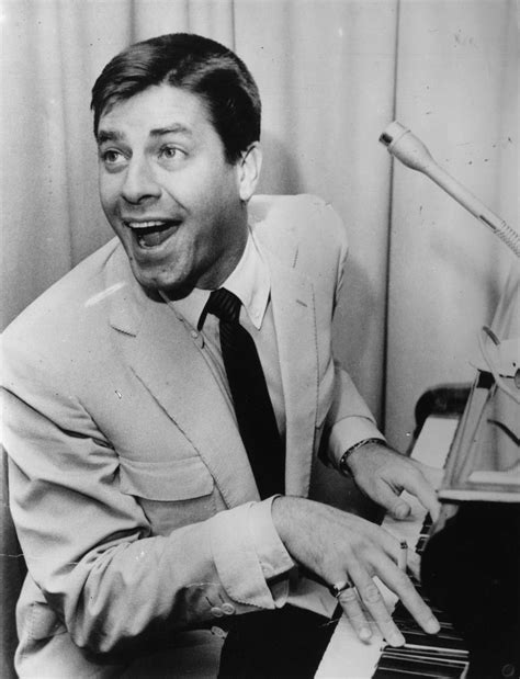 Don rickles on carson 1973 working out & playing basketball. Jerry Lewis: Das macht die Hollywood Legende heute