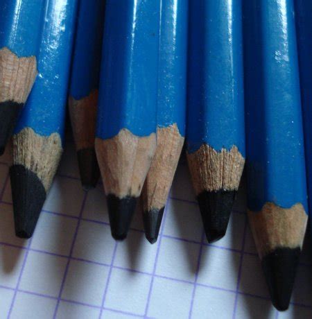 Lukisan pensil 3d | contoh lukisan 3d mengunakan pensil belajar bersama jesica. CORETAN ALAM MAYA: LAKARAN (sketch)