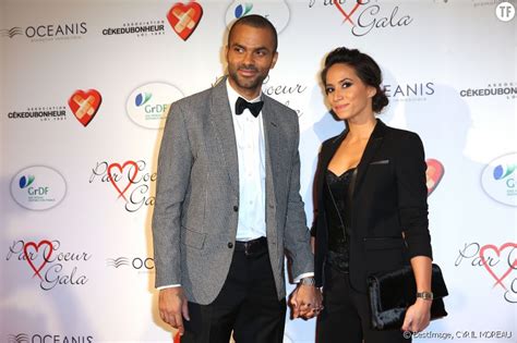 Le bal des hardeuses 2009, dir. Tony Parker : plus que jamais heureux avec sa femme Axelle ...