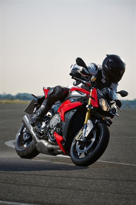 Get the latest specifications for bmw s 1000 r 2014 motorcycle from mbike.com! 2014 BMW S1000R, Even More Evil than the RR - autoevolution