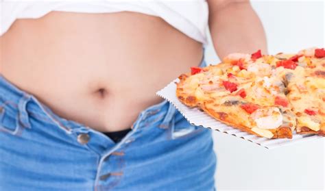 Menopause does not cause cancer, but a woman's chance of getting cancer increases with age. Obese Women Have Lower Breast Cancer Risk Before Menopause