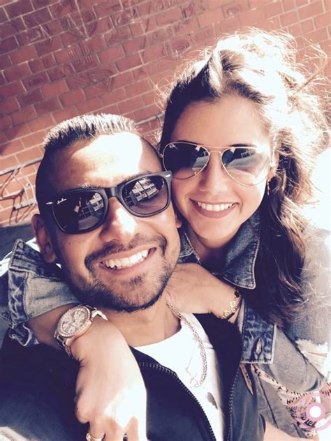 Wow, was für eine tolle botschaft! Sarah Lombardi: Erster Liebesurlaub mit Michal
