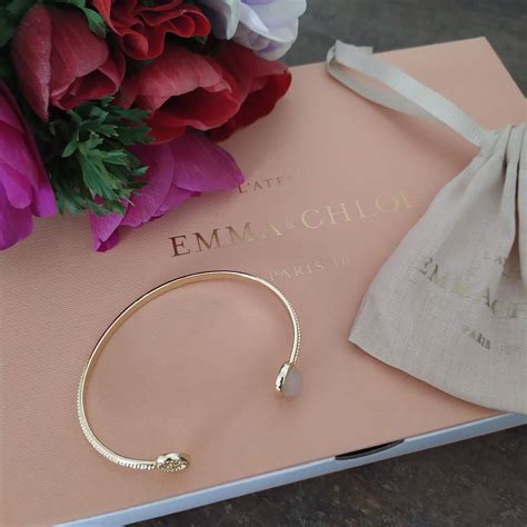 L'atelier emma&chloé c'est une box bijou mensuelle mais. La box bijoux Emma & Chloé de Février 2020 - Dans la peau ...