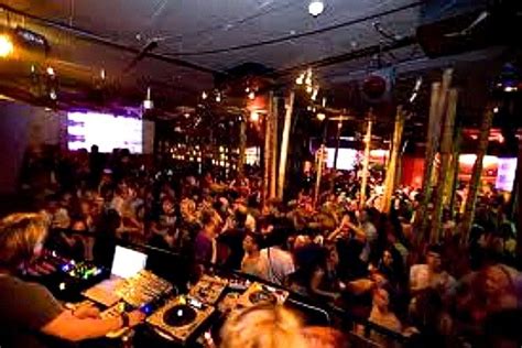 Thankfully most bars and the occasional clubs in kl don't require entrance fees! Barcelona Nightlife: Night Club Reviews by 10Best