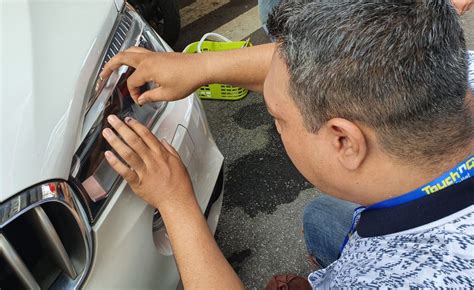 The touch 'n go rfid is currently in it's pilot testing phase and was open to klang valley highway users who drive private cars. Touch 'n Go RFID Fitment Centres are now open again | CarSifu