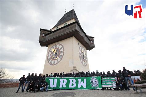 Sk sturm graz have been awarded a corner by markus hameter. SK Sturm Graz - SK Rapid Wien | Ultras Rapid