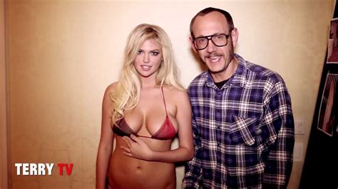 Kate Upton- Cat Daddy - YouTube