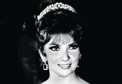 Gina lollobrigida atriz gina lollobrigida é uma actriz de cinema e fotógrafa italiana. The glittering life (and jewels) of Gina Lollobrigida ...