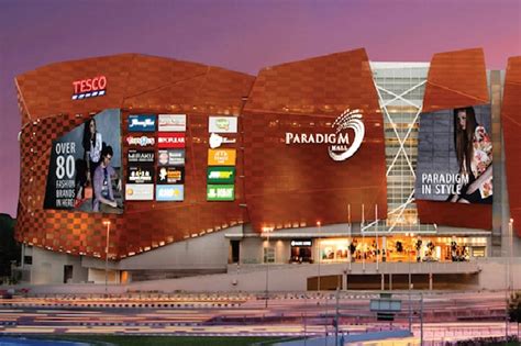 As with most airports, klia and klia2 are located far from the city centre and suburbs. Paradigm Mall - Malaysia Welcomes You