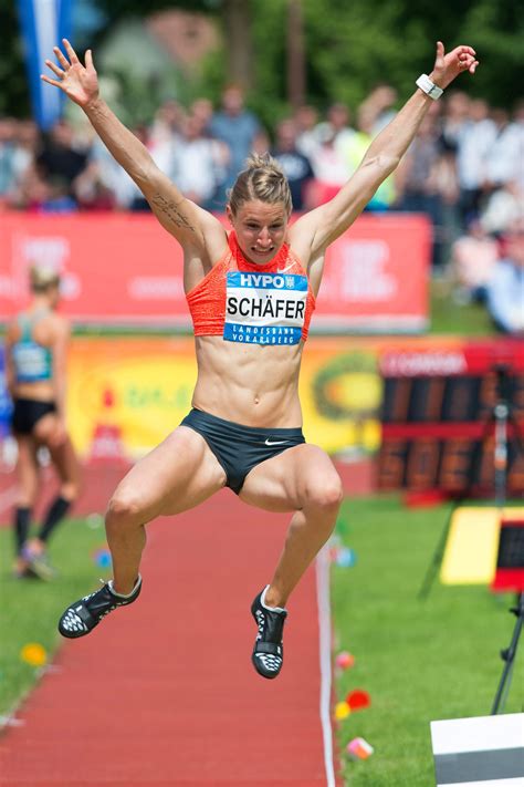 May 30, 2021 · pan american games silver medallist annie kunz started with 13.12, while 2017 world bronze medallist anouk vetter ran 13.35 in the hurdles. dumpert.nl - EK Gek Doen In De Lucht voor Vrouwen