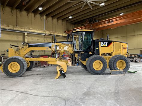 CAT 16M | Caterpillar equipment, Construction equipment, Heavy equipment