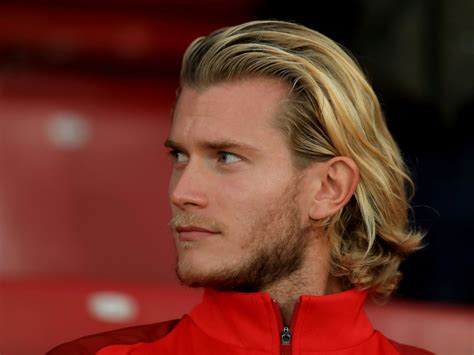 Alman oyuncu sophia thomalla ile ilişkisi olduğu bilinen karius, mykonos'ta kimliği bilinmeyen bu kadınla tatil yaparken çekilen samimi fotoğraflarının çekilmesi sonrası ilişkisi. Premier League » News » Berater: Karius-Gerüchte "völliger ...