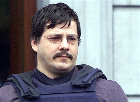 The police are transporting marc dutroux and his accomplices go to the prison of arlon in arlon, belgium on march 02, 2004. Marc Dutroux verschijnt voor strafuitvoeringsrechtbank ...