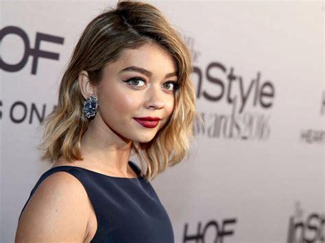 Mar 18, 2016 · sarah jane hyland is a talented actress, well known to the public as haley dunphy of the abc sitcom modern family, for which she has received critical acclaim and several nominations. Sarah Hyland revela que chegou perto de cometer suicídio ...