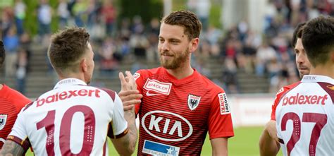 İsviçre challenge league'de mücadele etmektedir. Olivier Jäckle unterzeichnet neuen Zwei-Jahres-Vertrag ...