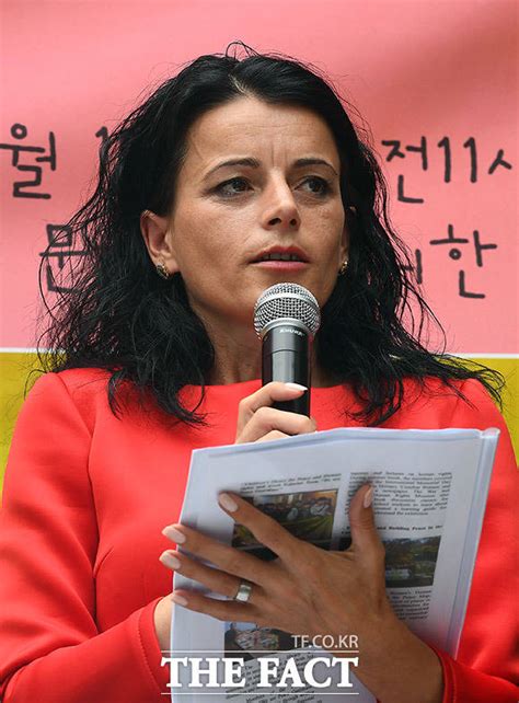 Guerre du cossovo, guerra di kosovo (it); TF포토 코소보 내전 생존자 바스피예, '제2회 김복동평화상 수상 ...