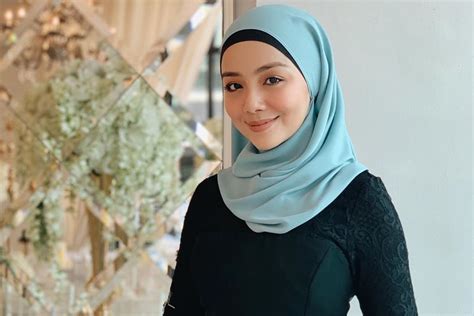 Bintang paling popular abpbh 32 mira filzah mahu popular bermaruah. Kekasih Anak Ahli Parlimen? Ini Jawab Mira Filzah | Iluminasi