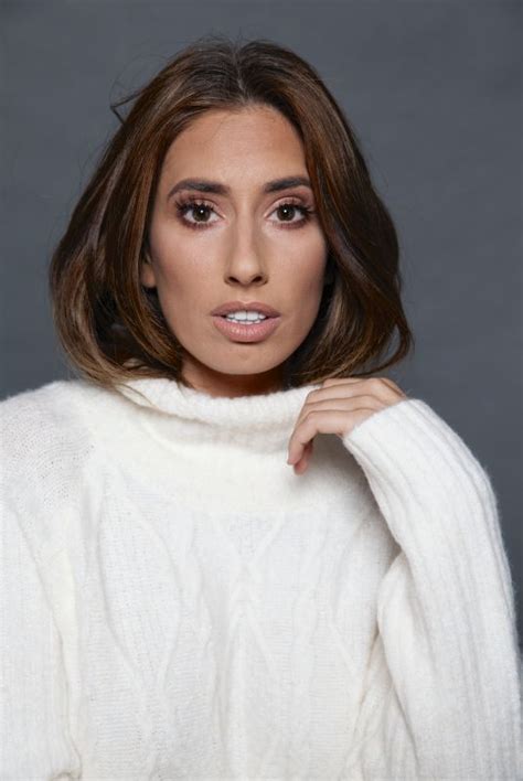 She finished in third place on the sixth series of the x fact. STACEY SOLOMON at a Photoshoot, October 2019 - HawtCelebs