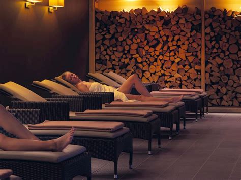 Check spelling or type a new query. Aspria Hannover Maschsee - Ihr Spa, Wellness und Fitness-Club