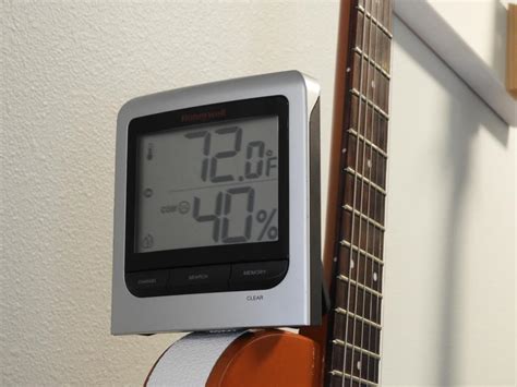 If you often have high humidity in your home that. RELATIVE HUMIDITY IN GUITAR SHOP / how to nail reading