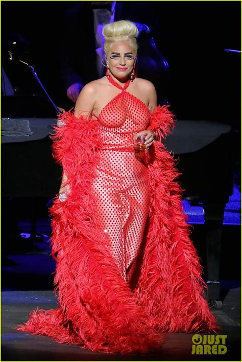 We may earn commission on some of the items you choose to buy. Lady Gaga Wears 7 Outfits On Stage for 'Cheek to Cheek ...