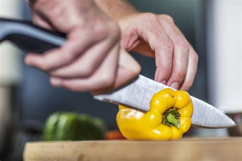 Matsumine and yuichiro yoshinaga and osamu fujiwara. How to Core and Seed a Bell Pepper Tutorial