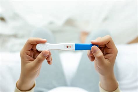 Perlu anda ketahui bahwa test kehamilan yang dilakukan untuk mengetahui dan mendeteksi hcg sebagai hormon kehamilan.hanya saja dalam mendeteksi hormon kehamilan sangat tergantung produksi hcg ketika dilakukan test. Cek Kehamilan Setelah Berhubungan? Ini Waktu Idealnya