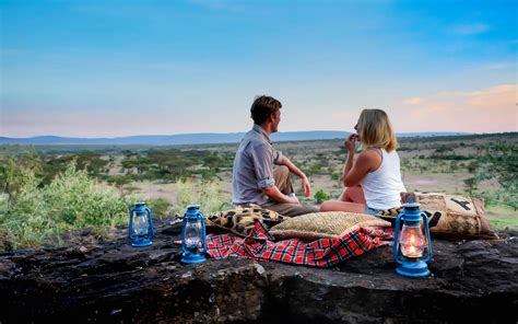 30 Romantic Travel Quotes for Couples