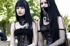goth gothic girls emo punk sexy gótica góticas fashion roupas meninas dark fantasia beauty metal freaky mulher clothing pasta escolha