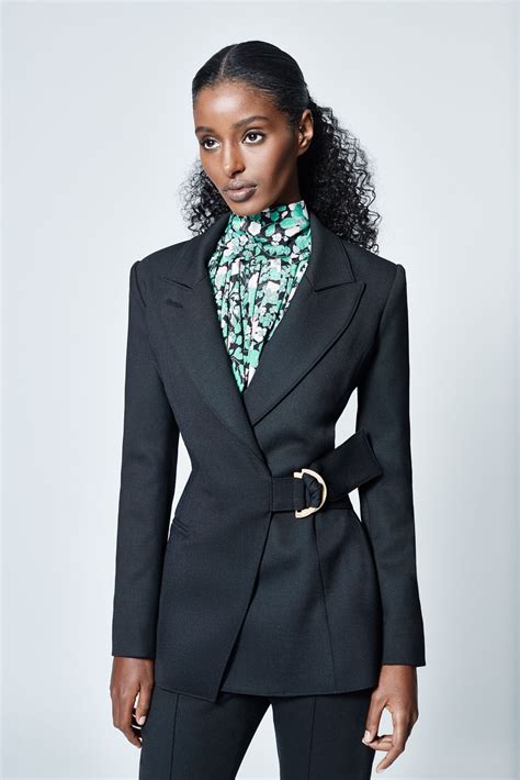 Christie has 10 jobs listed on their profile. SMYTHE D-Ring Blazer in Black | Blazer, How to wear, Fashion