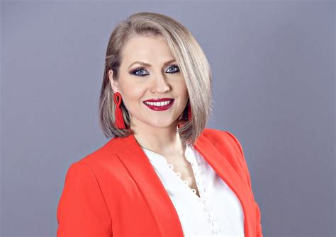 Începând din 27 iunie, acces direct, va avea o ediţie specială, în fiecare sâmbătă, de la ora 17:00, la antena 1. Mirela Vaida, înapoi la Acces Direct. Anunțul Antenei, la o zi după ce Simona Gherghe a renunțat ...