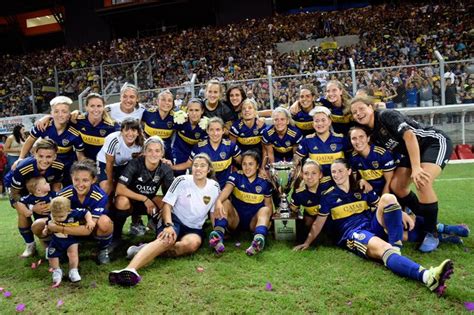 Boca y river definirán mañana el título del primer campeonato profesional de fútbol femenino en la argentina. Boca festejó en el superclásico femenino ante River en San ...