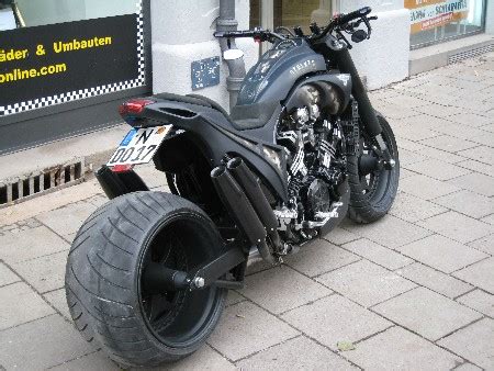 Voir cette épingle et d'autres images dans veichle par kemi. BIG BIKE CUSTOM N°1 München - Yamaha Vmax