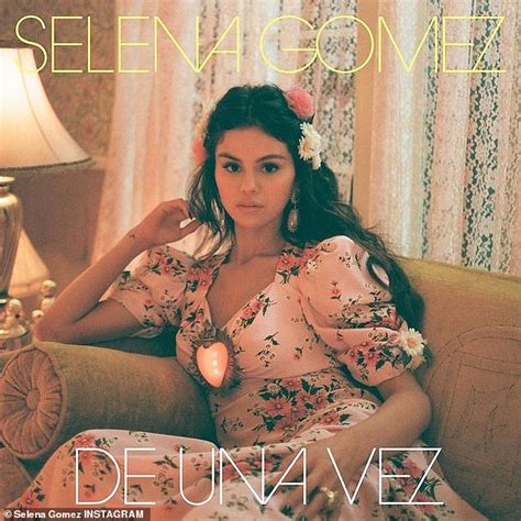 Baila conmigo is a song from selena gomez's upcoming fourth studio album baila conmigo featuring rauw alejandroс. Selena Gomez releases the cover art for her upcoming single De Una Vez | Daily Mail Online