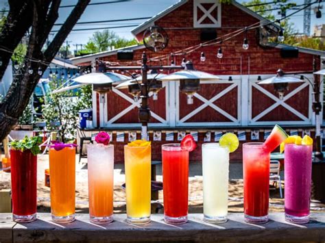 Jul 22, 2021 · if you want to explore america's past and sample some of its splendor, then you can't go wrong with an east coast road trip! Fort Worth bars and eateries reopening May 22 after COVID ...