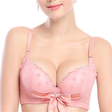 When you see a woman's push up bra before and after pictures, you'll see the real difference it makes compared to a regular bra. Push Up Bra Before And After Pictures: Enhance Your Look!