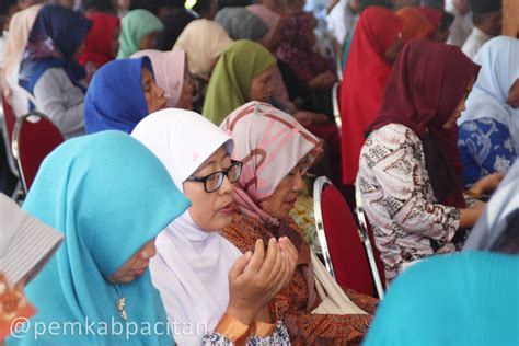 Sampoerna tbk yang berlokasi di pacitan, jawa timur. Peringatan Maulid Nabi Muhammad SAW | Pemerintah Kabupaten ...