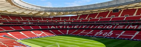 The atletico madrid stadium guide including photos, location, tickets, and more! Voetbalreizen Atlético Madrid | Maak je voetbalreis zelf ...