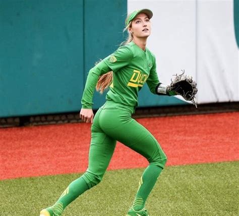 3 years ago 3 years ago. Haley Cruse / Oregon S Haley Cruse Is Named Pac 12 Softball Player Of The Week / Visit haley ...