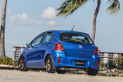 Foto modifikasi motor honda revo 2007 terbaru via galerimodifpedia.blogspot.com. Toyota Yaris Lama Ganti Warna Biru Metalik Jadi Fresh dan ...