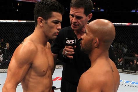 Dominick cruz bantamweight king black mask. Dominick Cruz Says 135 Pounds Would Be 'Very Difficult' For Mighty Mouse