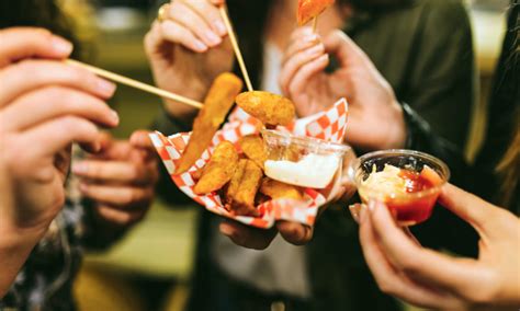 In italia arancini, piadine, panini e panzerotti sono una tradizione gustosa. Street food in Italia: ecco quali sono le idee che ...