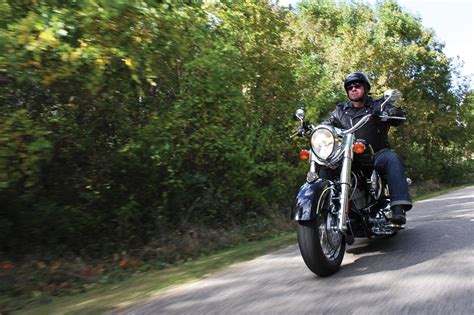 It resembles the classic indian chief of the 1940s but feels modern in every way. 2012 Indian Chief Classic Review